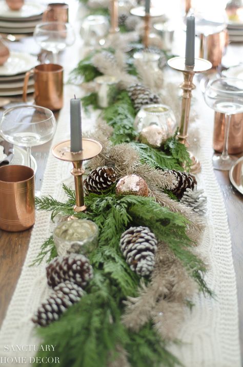 Winter Table Decorations, Winter Table Setting, Dinner Party Table Settings, Holiday Dinner Party, Neutral Christmas, Christmas Dinner Table, Dinner Party Table, Party Table Settings, Christmas Tablescape