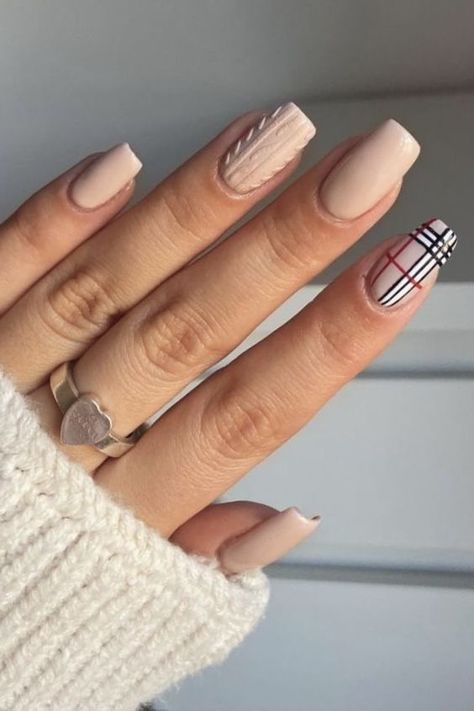 November Nails, Plaid Nails, Sweater Nails, Neutral Nails, Classy Nails, Chic Nails, Short Acrylic Nails, Best Acrylic Nails, Cute Acrylic Nails