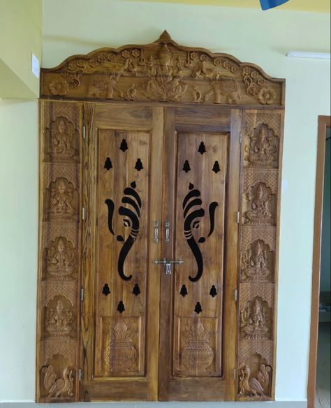 Mandir Door, Pooja Room Door, Main Door Design Photos, Temple Door, Pooja Door, Pooja Door Design, Main Doors, Flush Door Design, House Front Door Design