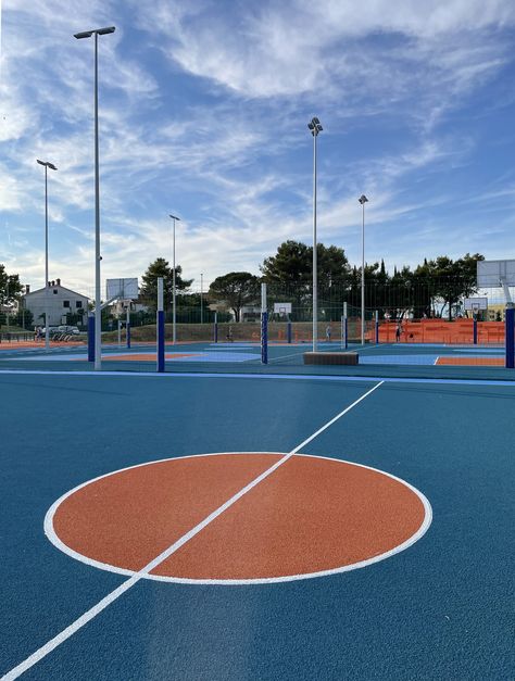 This year, in Umag, the project for the sports field next to the Elementary School of „Marija i Lina“ was completed in Umag, which turned the previously abandoned and unused school sports field into a gathering place for citizens, athletes and children. The playground was designed by architect Nenad Marić, and the investor was the Municipality of Umag. The project consisted of the reconstruction of the existing, neglected, playground area next to the elementary school in Umag. The project task i School Building Design, Playground Areas, Sports Field, Architecture Inspiration, Gathering Place, Outdoor School, School Building, Earth From Space, School Sports