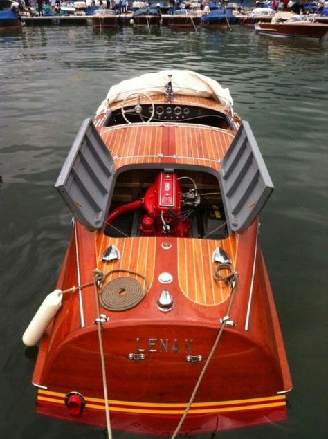 Wooden Speed Boats, Mahogany Boat, Riva Boat, Chris Craft Boats, Plywood Boat, Cruiser Boat, Classic Wooden Boats, Fast Boats, Boat Fashion