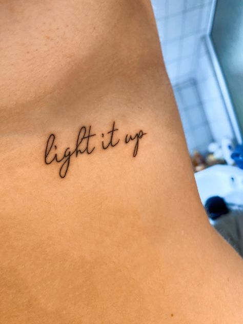 Light It Up Tattoo Crescent City, Light It Up Crescent City Tattoo, Sarah J Maas Tattoos, Crescent City Tattoo Ideas, Sjm Tattoo Ideas, Tog Tattoo Ideas, Sjm Tattoos, Maas Tattoo, Sjm Tattoo