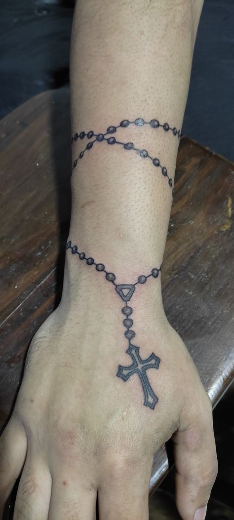 Rose Mary Tattoo, Rosery Tattoos Men, Rosery Beads Tattoo, Rosary Tattoo For Men, Prayer Beads Tattoo, Rosary Tattoo Wrist, Rosary Tattoo On Hand, Rosary Tattoos, Rosary Bead Tattoo