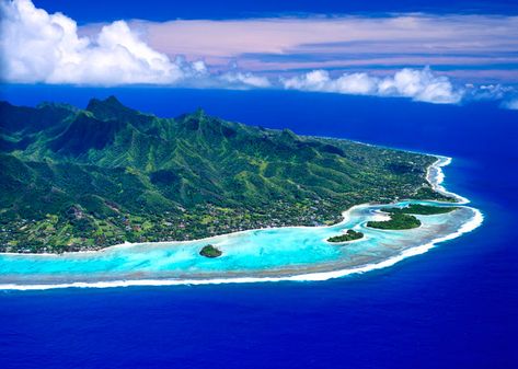 Rarotonga Cook Islands, South Pacific Islands, Island Holiday, Top Travel Destinations, Cook Islands, Island Travel, Small Island, Travel Writer, South Pacific