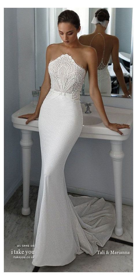 Baju Kahwin, 2020 Wedding Dresses, Pretty Wedding Dresses, Dream Wedding Ideas Dresses, Stunning Wedding Dresses, Best Wedding Dresses, Wedding Dresses Unique, Beautiful Wedding Dresses, Unique Dresses