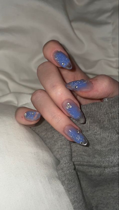 Blue Acubi Fashion, Long Clear Acrylic Nails, Nails Y2k Almond, Blue Clear Nails, Acyrilics Nails Ideas, Y2k Nails Blue, Y2k Nails Almond, Blue Y2k Nails, Fairy Aesthetic Nails