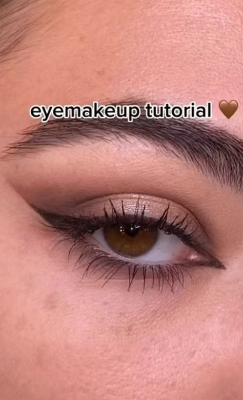 Natural makeup Neutral Makeup Looks Brown Eyes, Simple Eye Makeup For Dark Brown Eyes, Neutral Look Makeup, Easy Makeup For Night Out, Natural Makeup For Night Out, Eye Makeup For Clubbing, Grad Party Makeup, Make Up Foundation Tutorial, Eye Makeup For Party Night