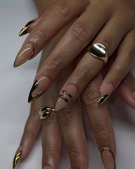 Aprés Gel-X and Structured manicures on Instagram: "Happy Sunday 💖🏆 #dovenailsbysharon #gelx #apresgelx" Thanksgiving Nails Design Fall, Chrome Nail Designs, Gold Gel Nails, Gold Chrome Nails, Long Almond Nails, New Years Nail Designs, Thanksgiving Nail Designs, Chrome Nails Designs, Chrome Nail