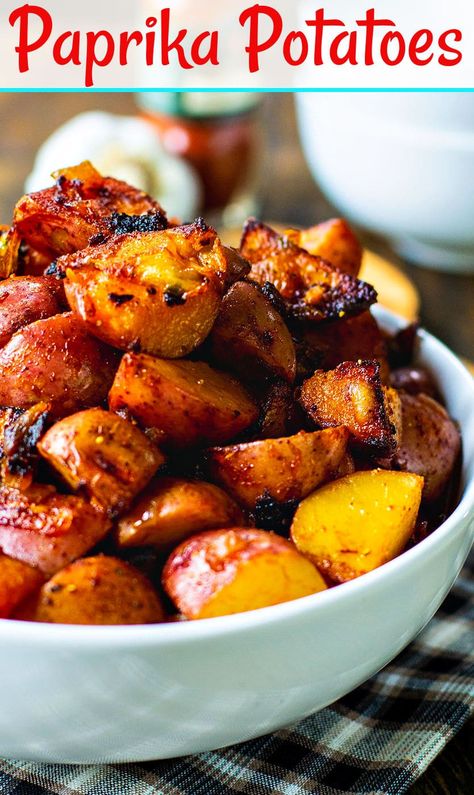 Paprika Potatoes Best Potato Recipes, Southern Thanksgiving, Dinner Thanksgiving, Paprika Potatoes, Roasted Vegetable Recipes, Thanksgiving Menu Ideas, Potato Recipes Side Dishes, Potato Side Dishes, Thanksgiving Menu