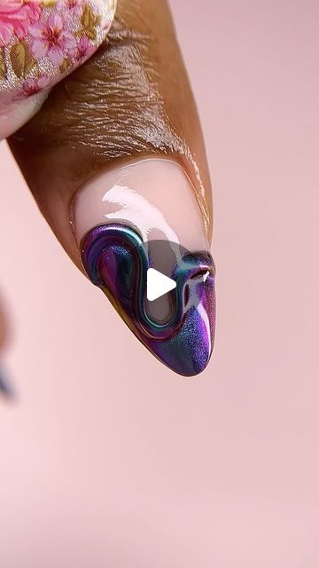 Aurora Film Nails, How To Do 3d Chrome Nails, 3 D Gel Nail Art, Chrome 3d Nails Designs, Hyper Realistic Nails Gel, 3d Nail Art Design, 3d Chrome Nails Tutorial, 3d Nail Designs Short Nails, Easy 3d Nail Art