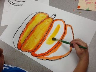 Our pumpkins are really popping off the page in first grade. We looked at my finished example and saw that I painted my orange pumpkin with two colors, orange & yellow. Why? Well many of my first... Art 1st Grade, Pumpkin Painting Ideas For Kids, Grade 1 Art, Painting Ideas For Kids, First Grade Art, Halloween Art Projects, October Art, 2nd Grade Art, Fall Art Projects