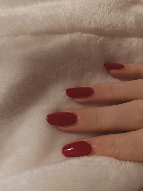 Essie Woven At Heart, Essie Forever Yummy, Essie Really Red, Essie Red Nail Polish, Essie Dark Red Nail Polish, Essie Nail, Essie, Nails, Red