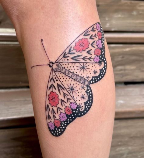 Ladybug Leg Tattoo, Strawberry Butterfly Tattoo, Folk Art Butterfly Tattoo, Folk Tattoo Black, Folk Butterfly Tattoo, Folk Art Flowers Tattoo, Folk Tattoo Indie, Eclectic Tattoo, Pink Ink Tattoo