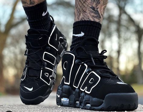 Air Max Uptempo Outfit, Air Tempo Nike, Up Tempo Nike, All Red Nike Shoes, Drip Sneakers, Nike Uptempo Sneakers, Red Nike Shoes, Nike Air Uptempo, Bold Shoes