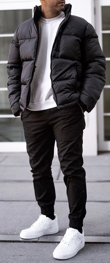 Men’s Black Puffer Jacket, Black Puffer Jacket Outfit Men, Street Styles 2023, Winter Puffer Jacket Outfits, Down Jacket Outfit, Black Puffer Jacket Outfit, Puffer Jacket Outfit Men, Puffer Jacket Outfits, Black Jacket Outfit