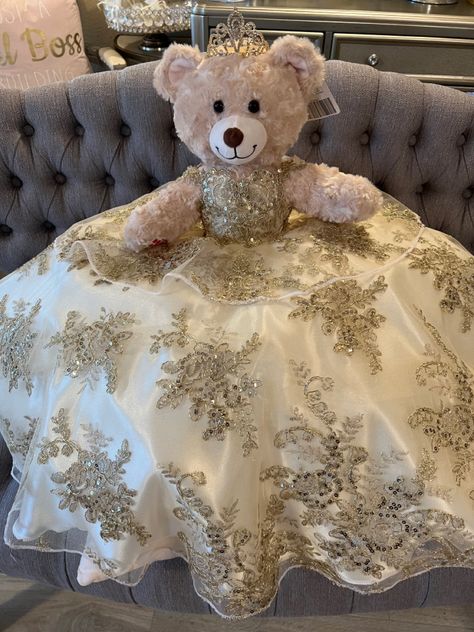 Gold Quince Chambelanes, Good Quinceanera Themes, Champagne Quince Decorations, Tan Quinceanera Dresses, Gold Xv Dresses, Quinceanera Bears, Champagne Sweet 16 Dresses, Gold Theme Quinceanera, Champagne Gold Quinceanera Dresses