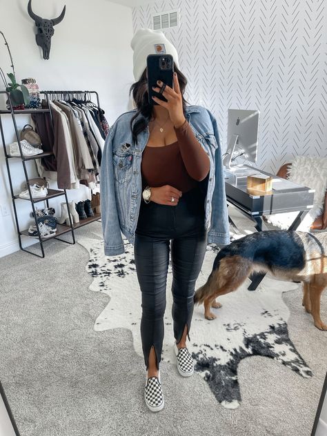 Split Hem Leather Pants Outfit, Leather Pants Outfit Brown, Brown Bodysuit Outfit, Bodysuit Outfit Winter, Brown And Black Outfit, Carhartt Beanie Outfit, Checkered Vans Outfit, Brown Bodysuit, Beanie Outfit