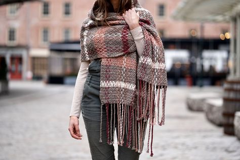 The Rosebridge Plaid Blanket Scarf transforms basic stripes into dramatic plaid with a simple ... Blanket Scarf Pattern, Two Of Wands, Plaid Crochet, Houndstooth Scarf, شال كروشيه, Tweed Yarn, Crochet Scarf Pattern Free, Crochet Twist, Plaid Blanket Scarf