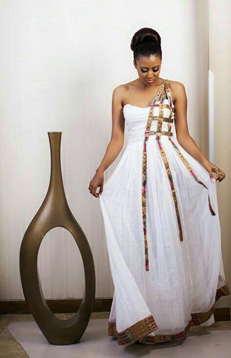 Habesha Kemis Modern, Ethiopian Traditional Dress, Ethiopian Dress, Habesha Kemis, Afrikaanse Mode, African Wedding Dress, African Inspired Fashion, African Print Dresses, Kitenge