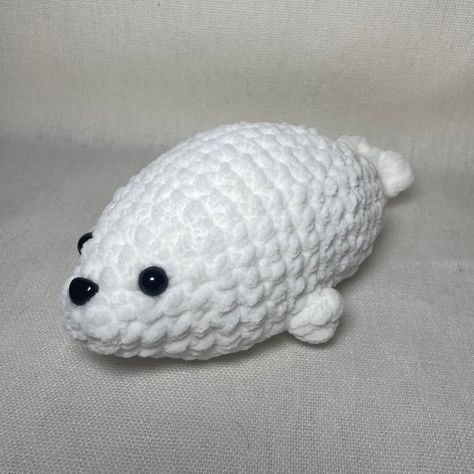 Mini Plushies Crochet, Mini Animal Crochet Free Pattern, Crochet Market Ideas, Purple Amigurumi, Seal Amigurumi, Crochet Seal, Seal Crochet, Sea Crochet, Seal Pattern