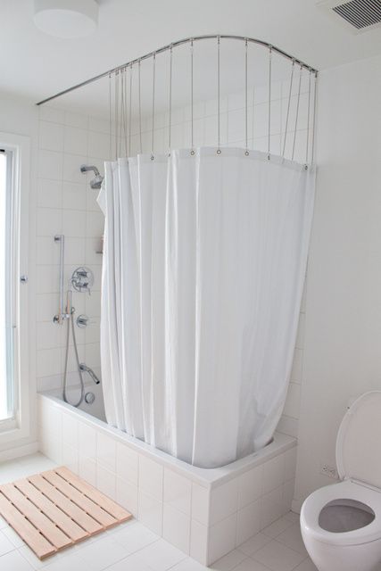 Vintage Bathroom Update, L Shaped Curtains, Double Shower Curtain Rod, Double Shower Curtain, Parisian Bedroom, Open Showers, Shower Over Bath, Ikea Bathroom, Modern Shower Curtains