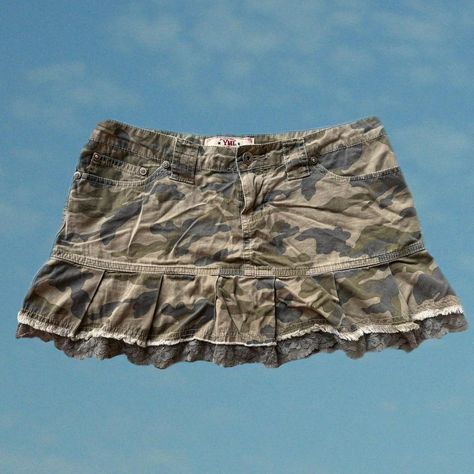 Y2K short camo cargo skirt with lace trim. Low... - Depop Camo Cargo Skirt, Skirt With Lace Trim, Y2k Camo, Camo Skirt, Ymi Jeans, Skirt With Lace, Y2k Shorts, Fall Back, Cargo Skirt