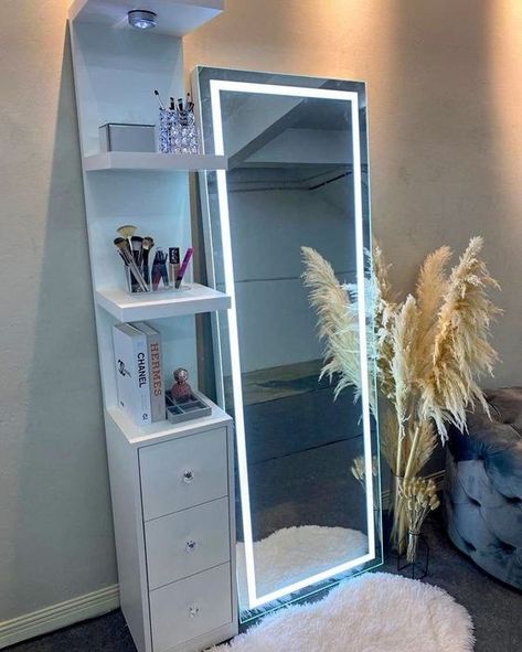 Dressing Table For Small Space Bedrooms, Dressing Table For Small Space, Stylish Room Decor, Dressing Room Decor, Modern Cupboard Design, Dressing Table Design, Pinterest Room Decor, تصميم للمنزل العصري, Bedroom Decor Design