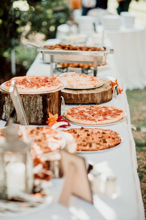 Pizza bar wedding #wedding #pizzawedding Katering Pernikahan, Pizza Station, Wedding Food Bars, Pizza Wedding, Pizza Buffet, Wedding Food Stations, Pizza Bar, Tree Stumps, Reception Food