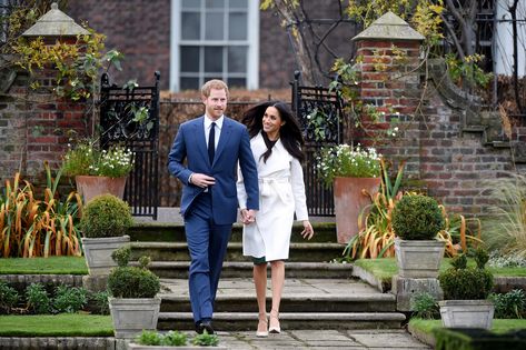 See Prince Harry and Meghan Markle's Official Engagement Photos — and Her Gorgeous Ring! Nottingham Cottage, Meghan Markle News, Prince Harry Et Meghan, Windsor Homes, Prinz Charles, Prins Harry, Markle Prince Harry, Meghan Markle Prince Harry, Prinz William