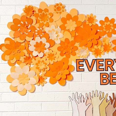 Sarah — educator ✎ on Instagram: “Harmony Week — R E A D Y 💥 COMMENT below with a 🧡 and I’ll send you the link to ALL the Harmony Day FREEBIES! 🧡 Harmony Day Hands FREEBIE…” Harmony Week Activities, Harmony Day Activities, Harmony Day, Class Displays, School Events, Year 2, Peace And Harmony, Day Work, Leadership