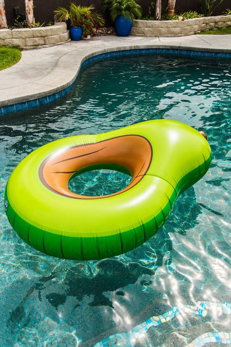 20 Best Pool Floats For Adults - Cool Swimming Pool Inflatables Animal Pool Floats, Summer Pool Floats, Unicorn Pool Float, Pool Tube, Cool Pool Floats, Pool Floats For Adults, Cool Swimming Pools, Inflatable Pool Floats, Swim Ring