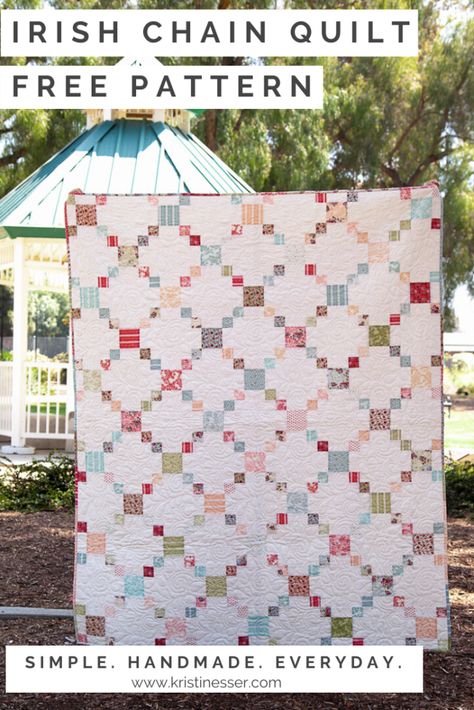 Irish Quilt Patterns, Quilt Simple, Irish Chain Quilt Pattern, Irish Quilt, Irish Chain Quilt, Jelly Roll Quilt Patterns, Nine Patch Quilt, Tshirt Quilt, Scrap Quilt Patterns