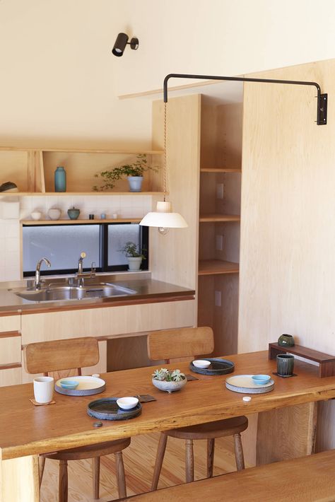 Japanese Kitchen Design, Rental Remodel, Storage Tricks, Japanese Style Kitchen, Urban House, Model Dapur, Bahay Kubo, Interior Dapur, Japanese Interiors