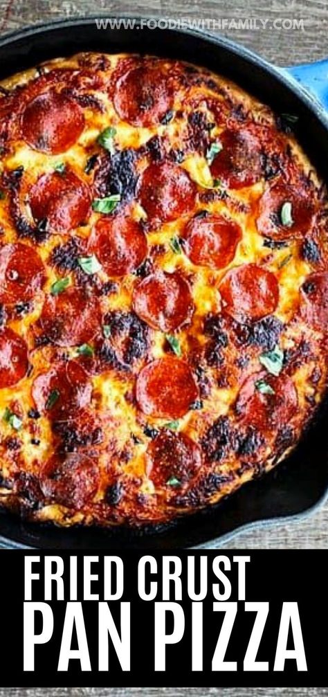 Frying Pan Pizza, Cast Iron Pizza Recipe, Skillet Pizza Recipe, Cast Iron Skillet Recipes Dinner, Cast Iron Skillet Pizza, Best Pizza Dough Recipe, Deep Dish Pizza Recipe, Perfect Pizza Dough, Cast Iron Pizza