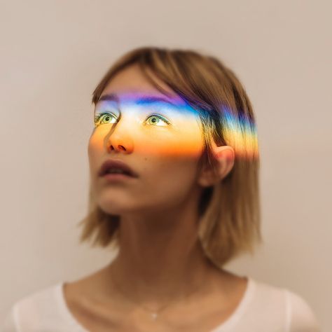 Spotify Songs, Grace Vanderwaal, Digital Music, Inspirational Women, Beauty Photography, Light And Shadow, Photography Inspiration, Beautiful People, Carnival Face Paint