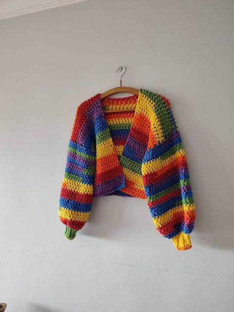 Fall Outfits Women Black Woman, Crochet Kimono Cardigan, Christmas Crochet Patterns Free, Rainbow Cardigan, Crochet Kimono, Rainbow Sweater, Rainbow Crochet, Christmas Crochet Patterns, Crochet Jacket