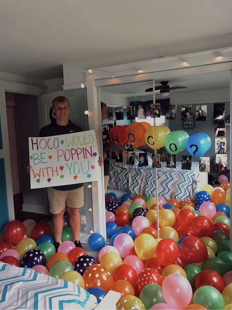 Must Be This Tall To Say No, Prom Sign Ideas For Boyfriend, Balloon Hoco Proposal, Big Hoco Proposals Ideas, Answering Ideas For Dances, Crazy Promposal Ideas, Hoco Signs For Runners, Clever Hoco Proposals, Homecoming Reply Posters