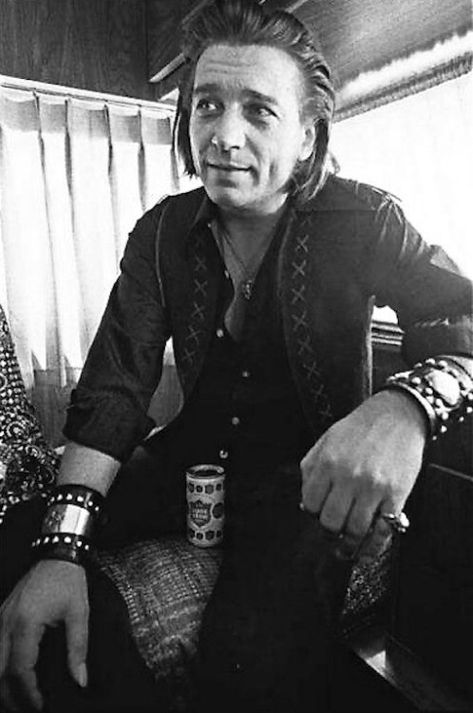 Waylon Jennings & Lone Star Beer Jerry Jeff Walker, Steve Earle, Chet Atkins, Americana Music, Waylon Jennings, Outlaw Country, Hank Williams, That 70s Show, Southern Rock