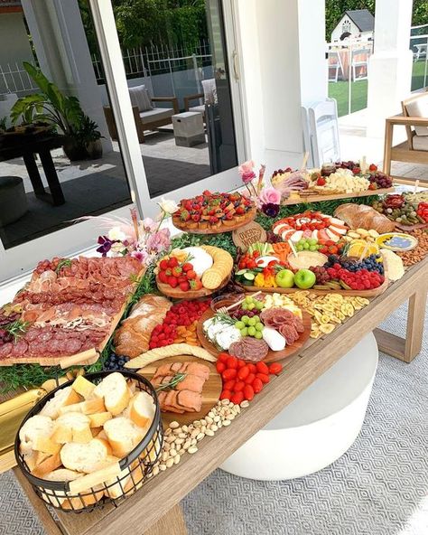 Garden Party Food, Dessert Platters, Charcuterie Table, Garden Party Recipes, Food Buffet, Dessert Platter, Party Food Buffet, Charcuterie Inspiration, Party Food Platters