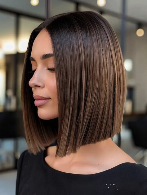 36 Trendy Lob Haircut ideas in 2024 Trendy Lob Haircut, Lob Haircut Thick Hair, The Lob Haircut, Long Lob Haircut, Lob Haircut Straight, Lob Haircut With Bangs, Lob Haircuts, Hair Color Caramel, Latest Hair Trends