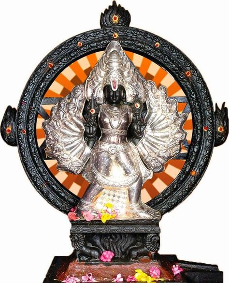 Sudarsanar Sudharshana Chakra, Buddhist Gods, Chakra Images, Devotional Ideas, Vishnu Priya, Angry Lord Shiva, God Pic, Lord Venkateswara, Shri Hari