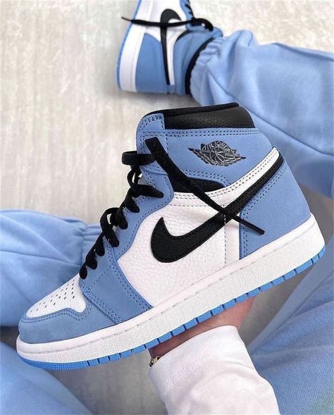 Cheap Nike Jordan sneaker outfit women men, Contact us for a $10 coupon Skor Sneakers Nike, Παπούτσια Nike Free, Buty Jordan, Wallpaper Nike, Обувь Air Jordan, Buty Marki Nike, Jaket Denim, Boty Nike, Skor Sneakers