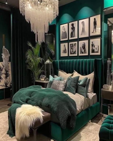 Emerald Green Bedrooms, Green Bedroom Decor, Bilik Idaman, Teal Bedroom, Bedroom Redo, Future Apartment Decor, Bedroom Bliss, Gold Bedroom, Office Inspo