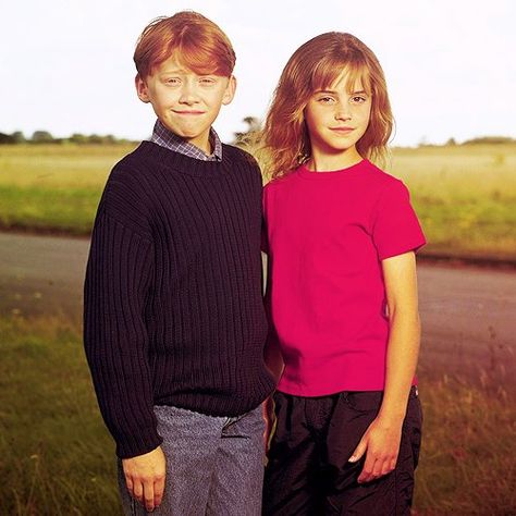 Emma Watson and Rupert Grint Citate Harry Potter, Tapeta Harry Potter, Ronald Weasley, Buku Harry Potter, Harry Potter Images, Images Harry Potter, Ron And Hermione, Harry Potter Actors, Haikou