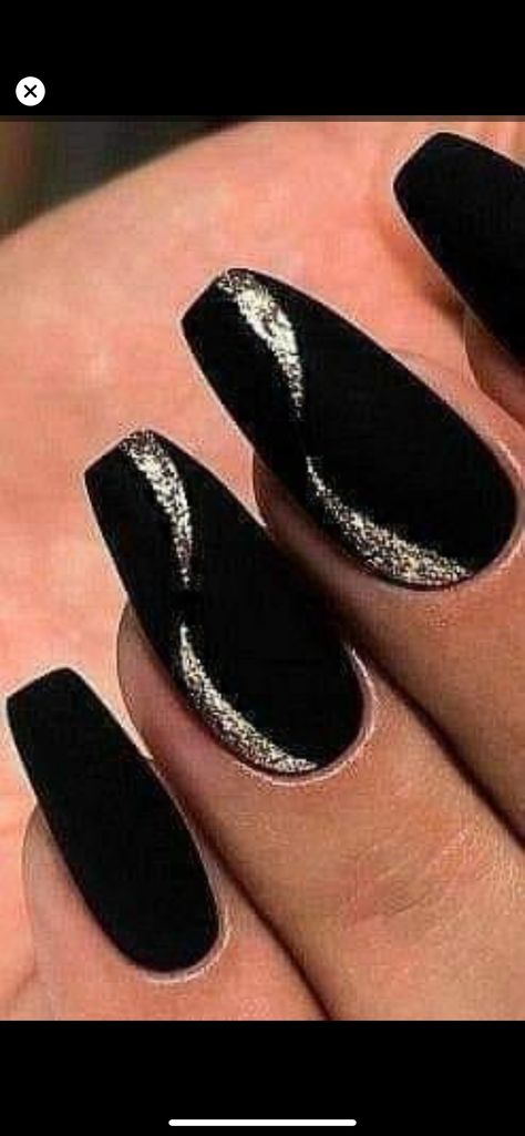 Nails Polish Ideas, Space Nail Art, Nail Art For Short Nails, Art For Short Nails, Nail Polish Design, Negative Space Nail Art, Silver Nail Designs, Black Nails With Glitter, Nails With Glitter