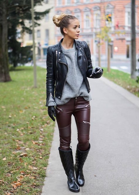 How to Style Leather Leggings Like A Pro How To Style Leather Leggings, Style Leather Leggings, Lederhosen Outfit, Leather Moto Pants, Pleather Leggings, Womens Winter Fashion Outfits, Faux Fur Cropped Jacket, Leather Pants Outfit, Leder Outfits