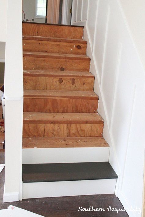 How to Install New Stair Treads New Stair Treads, Pine Stair Treads, How To Make Stairs, Stairway Makeover, Redo Stairs, Stairs Treads And Risers, Wood Stair Treads, Stairs Renovation, False Ceiling Bedroom