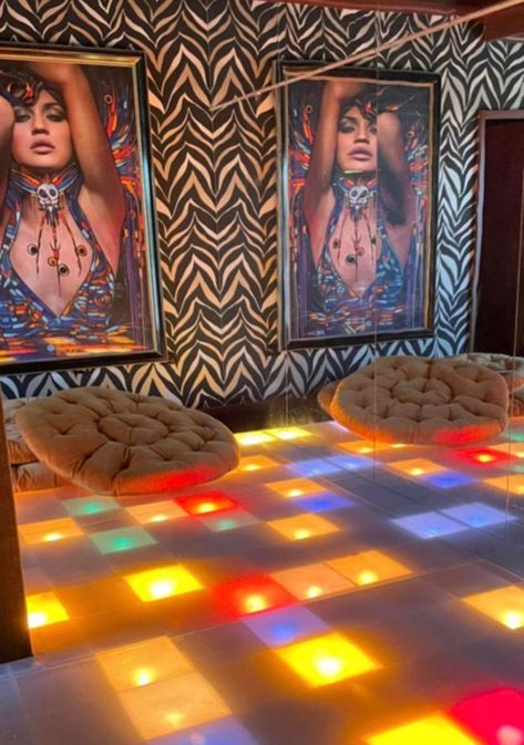 Perth street artist Stormie Mills puts Dianella ‘disco house’ up for sale so you can beat the lockdown boredom | PerthNow Disco Floor, 70s Interior Design, Disco House, Disco Aesthetic, Disco 70s, 70s Interior, Basement Bar Designs, Dj Disco, Disco Fever