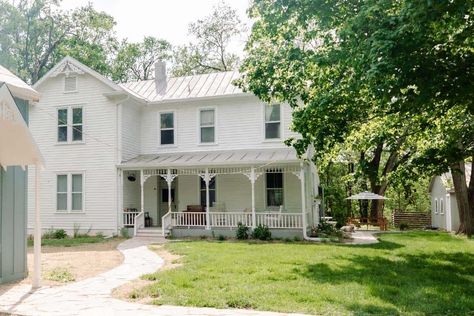 Folk Farmhouse Exterior, Old Cottage Farmhouse, Victorian Farmhouse Floor Plans, Vintage House Plans Farmhouse, White Victorian Farmhouse, Small Old Farmhouse, Old Farmhouse Floor Plans, Victorian Farmhouse Exterior, Victorian Farmhouse Plans