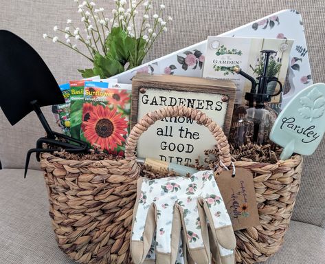 Know of someone who is a gardener? We have the perfect gift for Easter or Mother's Day. #eventfullyunique Planting Gift Basket, Plant Raffle Basket, Gardening Teacher Gifts, Mother’s Day Gardening Gift Ideas, Gardening Mothers Day Gifts, Plant Mothers Day Gifts, Gardener Gift Basket Ideas, Bridal Shower Raffle Baskets, Gardener Gift Basket